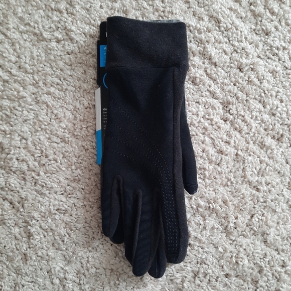 NWT Isotoner Impressions Active SmarTouch Technology black gloves OS - Picture 6 of 9